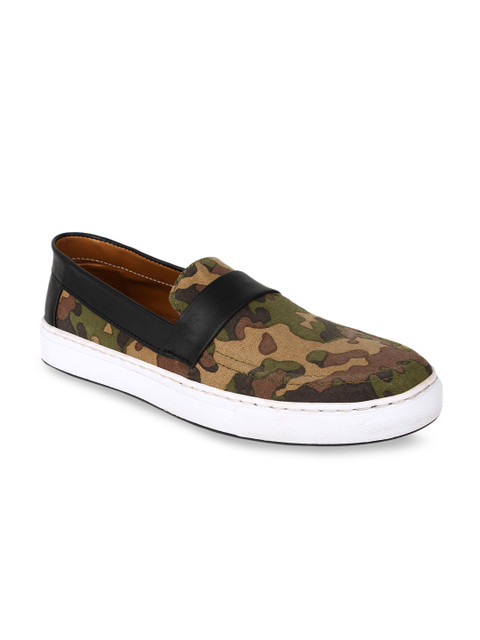 

AADY AUSTIN Men Brown Camouflage Printed Slip-On Sneakers