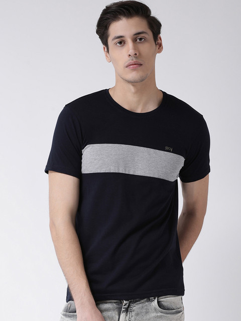 

Club York Men Navy Blue Solid Round Neck T-shirt
