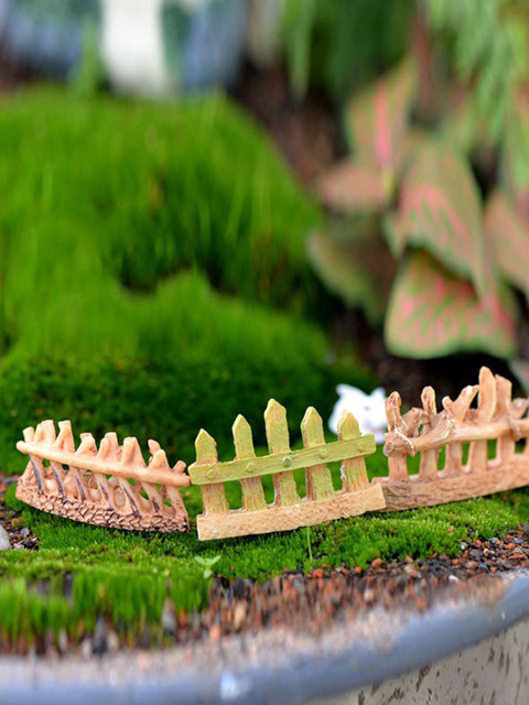 

TAYHAA Set Of 10 Beige Little Wooden Fences