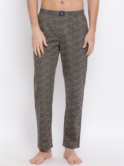 

Crimsoune Club Men Grey Printed Lounge Pants