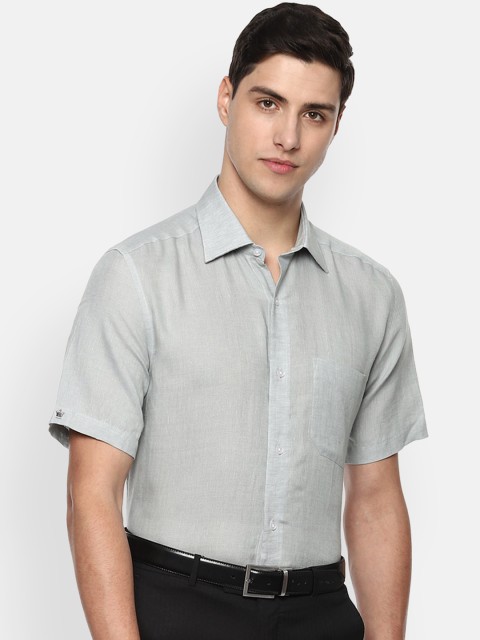

Louis Philippe Men Green Regular Fit Solid Formal Linen Shirt