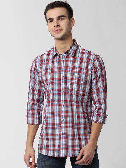

Peter England Casuals Men Red & Blue Slim Fit Checked Viroblock Casual Shirt