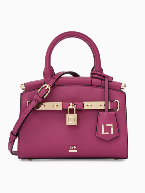 

LYN Pink Solid Handheld Bag