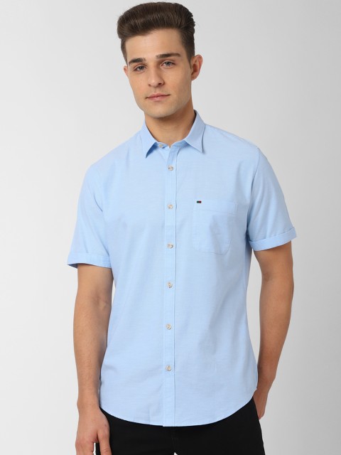 

Peter England Casuals Men Blue Slim Fit Solid Viroblock Casual Shirt