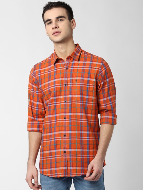 

Peter England Casuals Men Orange & Blue Slim Fit Checked Viroblock Casual Shirt