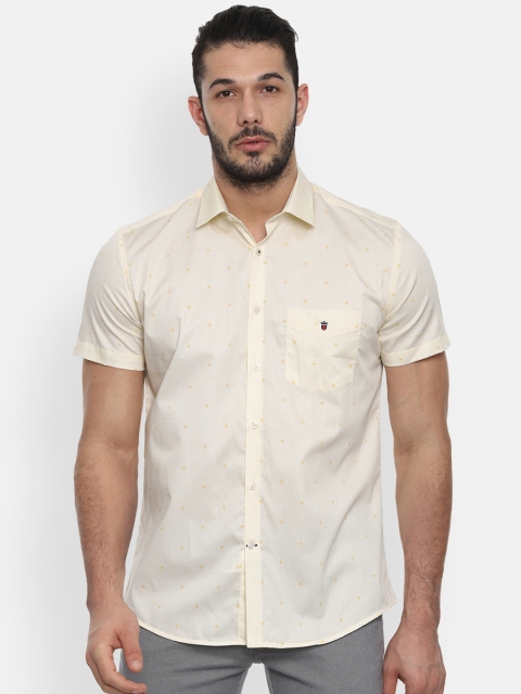 

Louis Philippe Sport Men Yellow Slim Fit Printed Casual Shirt