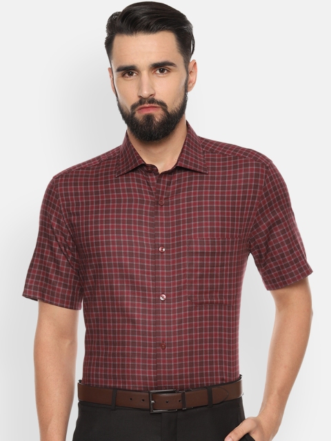 

Louis Philippe Men Brown & Red Regular Fit Checked Formal Shirt