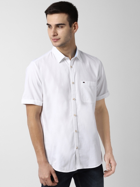 

Peter England Casuals Men White Slim Fit Solid Viroblock Casual Shirt