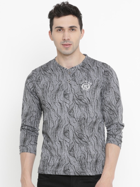 

WITH Men Grey & Black Printed Slim Fit Henley Neck T-shirt