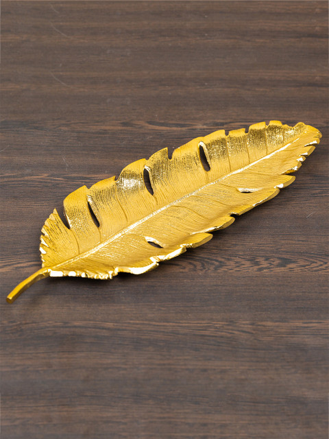 

Pure Home and Living Gold-Toned Textured Aluminium Leaf Plate Showpiece