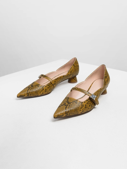 

CHARLES & KEITH Women Yellow & Black Animal Skin Textured Pumps