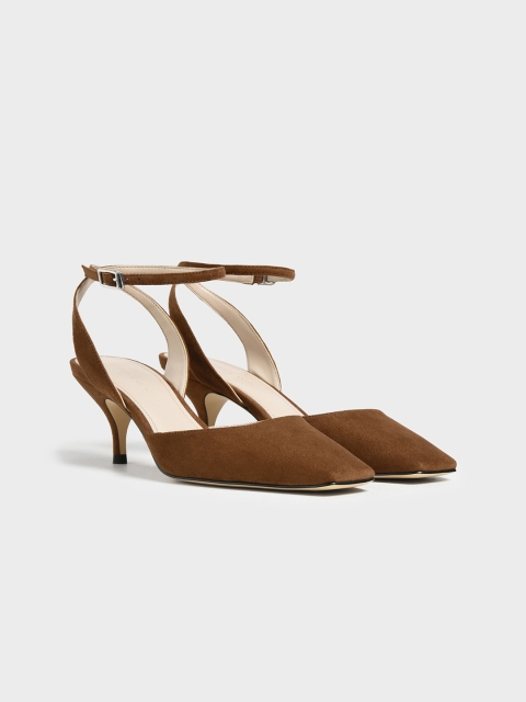 

CHARLES & KEITH Women Brown Solid Pumps