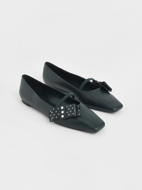 

CHARLES & KEITH Women Green Embellished Ballerinas