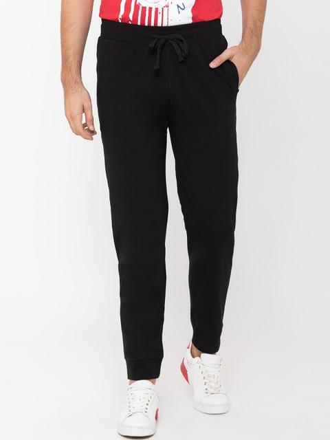 

Globus Men Black Regular Fit Solid Regular Trousers