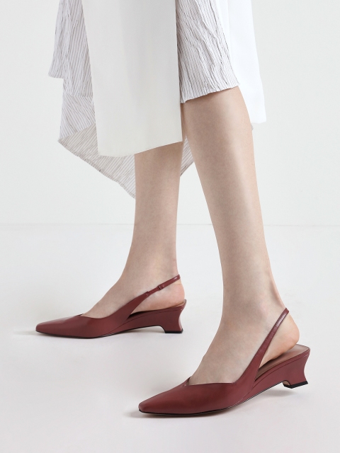 

CHARLES & KEITH Women Pink Solid Pumps