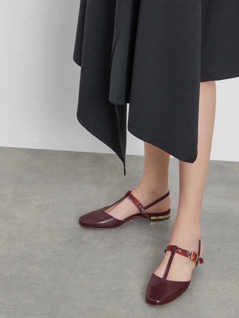 

CHARLES & KEITH Women Burgundy Solid T-Strap Flats