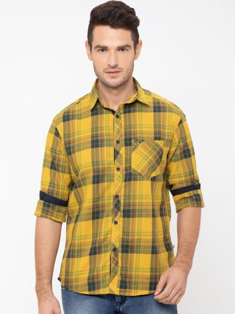

Globus Men Mustard & Navy Blue Regular Fit Checked Casual Shirt