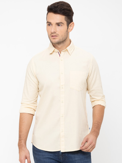 

Globus Men Cream Regular Fit Solid Casual Shirt