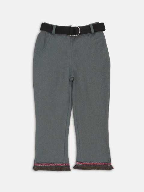 

Ziama Girls Grey Solid Regular Fit Capris