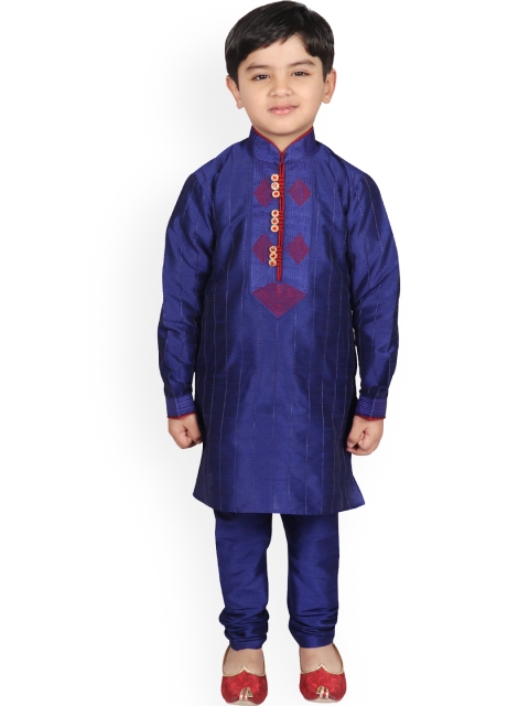 

SG YUVRAJ Boys Blue Embroidered Kurta with Churidar