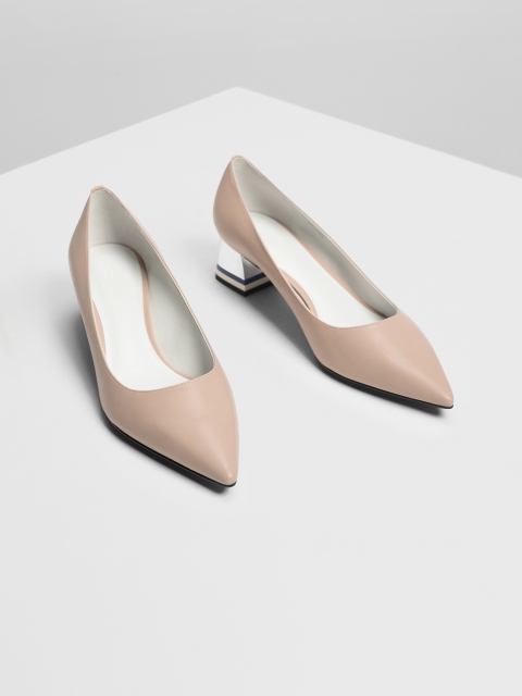 

CHARLES & KEITH Women Nude-Coloured Solid Pumps
