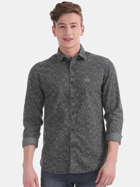

U.S. Polo Assn. Men Grey Slim Fit Printed Casual Shirt