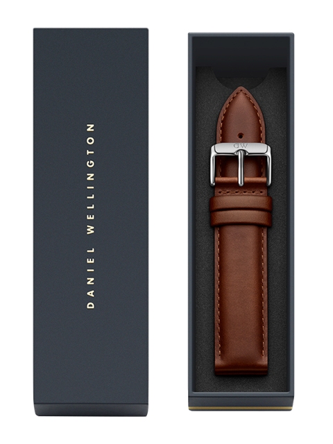 

Daniel Wellington Men Brown Solid Leather Petite Reading Watch Strap