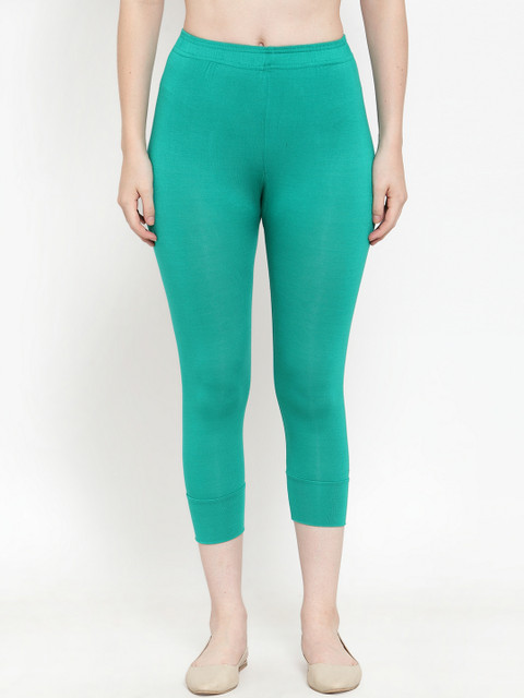 

TAG 7 Women Turquoise Blue Solid Regular Fit Capris