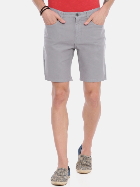 

Breakbounce Men Grey Solid Slim Fit Denim Shorts