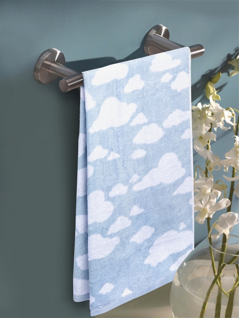 

Trident Unisex Blue & White Jacquard 500 GSM Luxury Super Soft Bath Towel