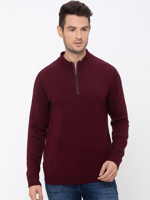 

Globus Men Maroon Solid Pullover Sweater