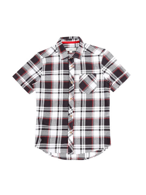

Pantaloons Junior Boys Black & White Regular Fit Checked Casual Shirt