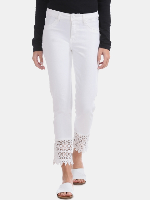 

Flying Machine Women White Skinny Fit Clean Look Stretchable Jeans with Lace Hem