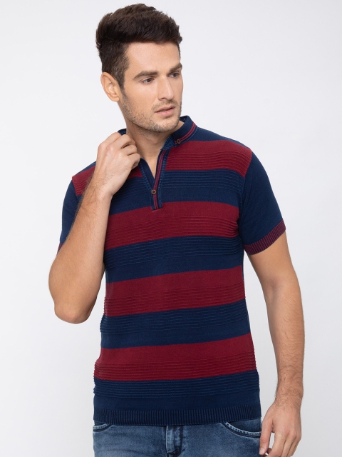 

Globus Men Red Striped Mandarin Collar T-shirt