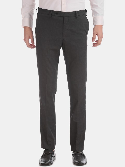 

Arrow Men Charcoal Grey Tapered Fit Solid Formal Trousers