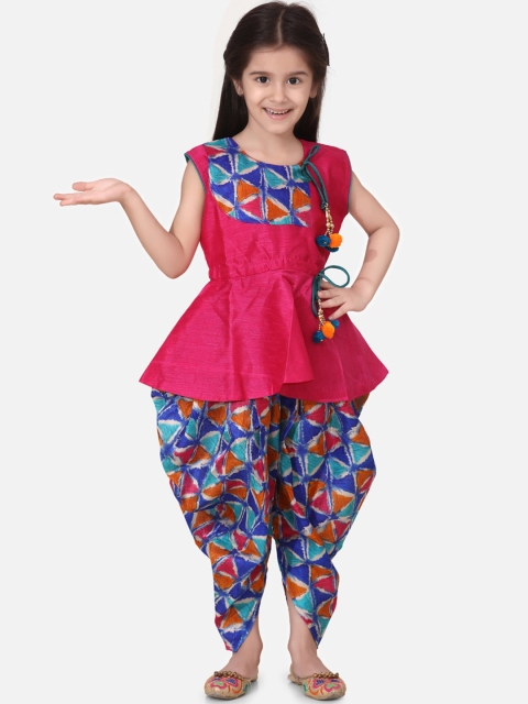 

BownBee Girls Pink & Blue Yoke Design Top with Dhoti Pants
