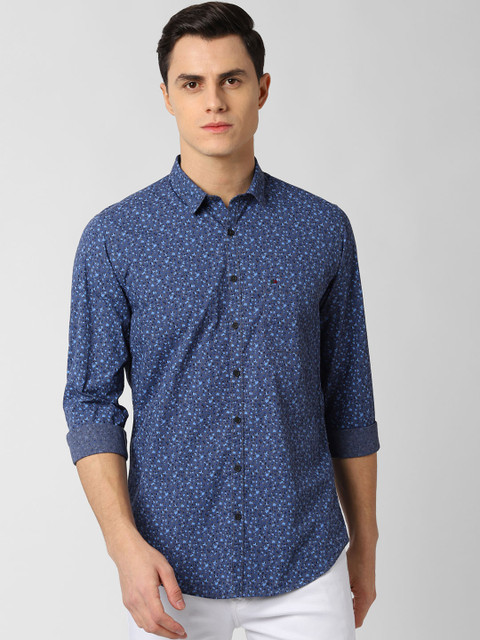 

Peter England Casuals Men Blue Slim Fit Printed Casual Shirt