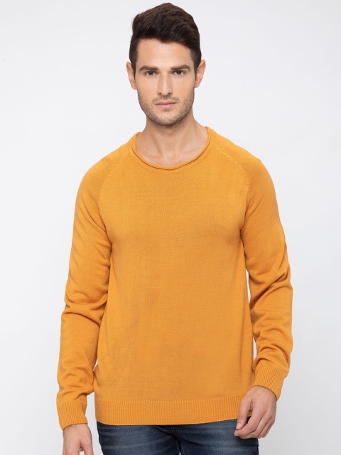 

Globus Men Yellow Solid Pullover Sweater