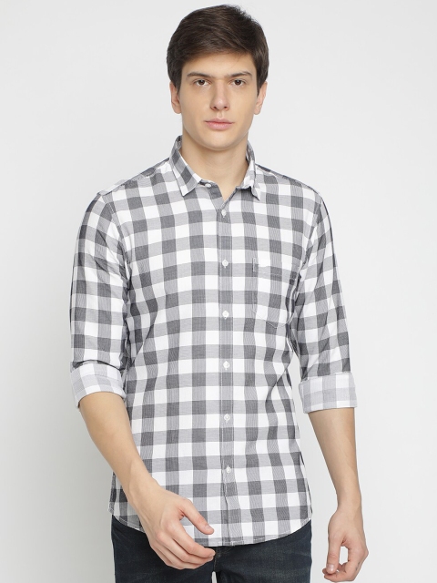 

Crocodile Men White & Grey Classic Slim Fit Checked Casual Shirt