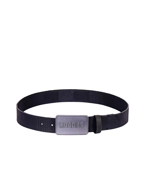 

Justanned Men Black Textured Leather Belt