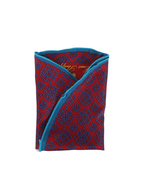

Louis Philippe Men Maroon Pocket Square