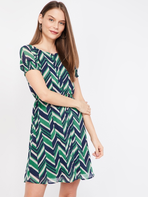 

Bossini Women Green Printed Fit and Flare Dress