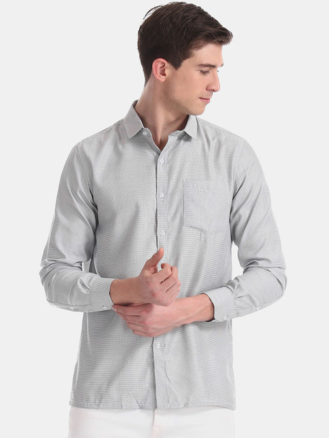

Excalibur Men White Regular Fit Self Design Casual Shirt