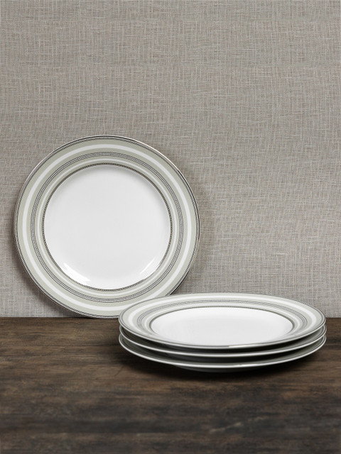 

Pure Home and Living Set Of 4 Silver Lace Dessert Plates, White