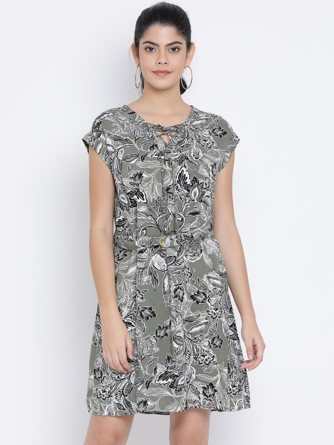 

Oxolloxo Women Green & White Floral Printed A-Line Dress