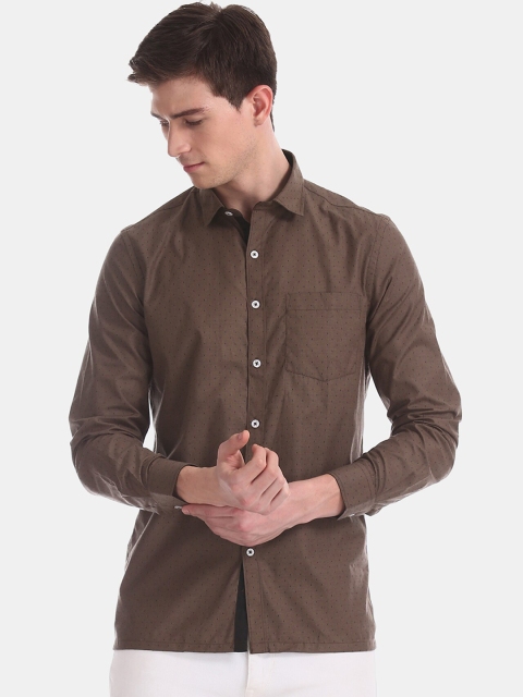 

Excalibur Men Brown Slim Fit Printed Casual Shirt
