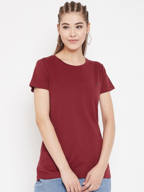 

Okane Women Maroon Solid Round Neck T-shirt