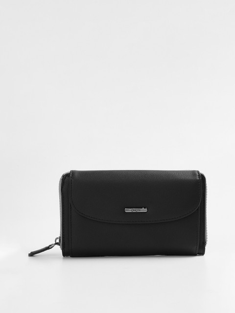 

Ginger by Lifestyle Black & Blue Solid Sling Bag