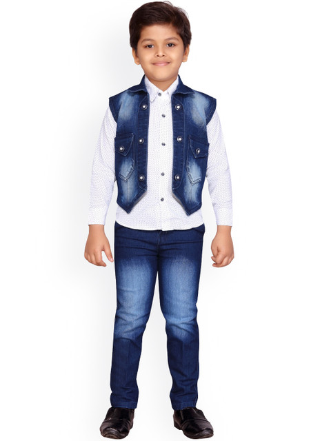 

Aj DEZInES Boys White & Blue Solid Shirt with Jeans & Waistcoat