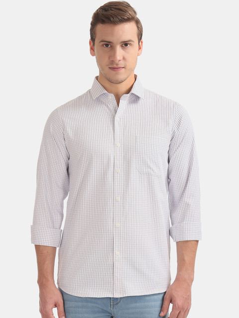 

Excalibur Men White & Blue Slim Fit Checked Casual Shirt